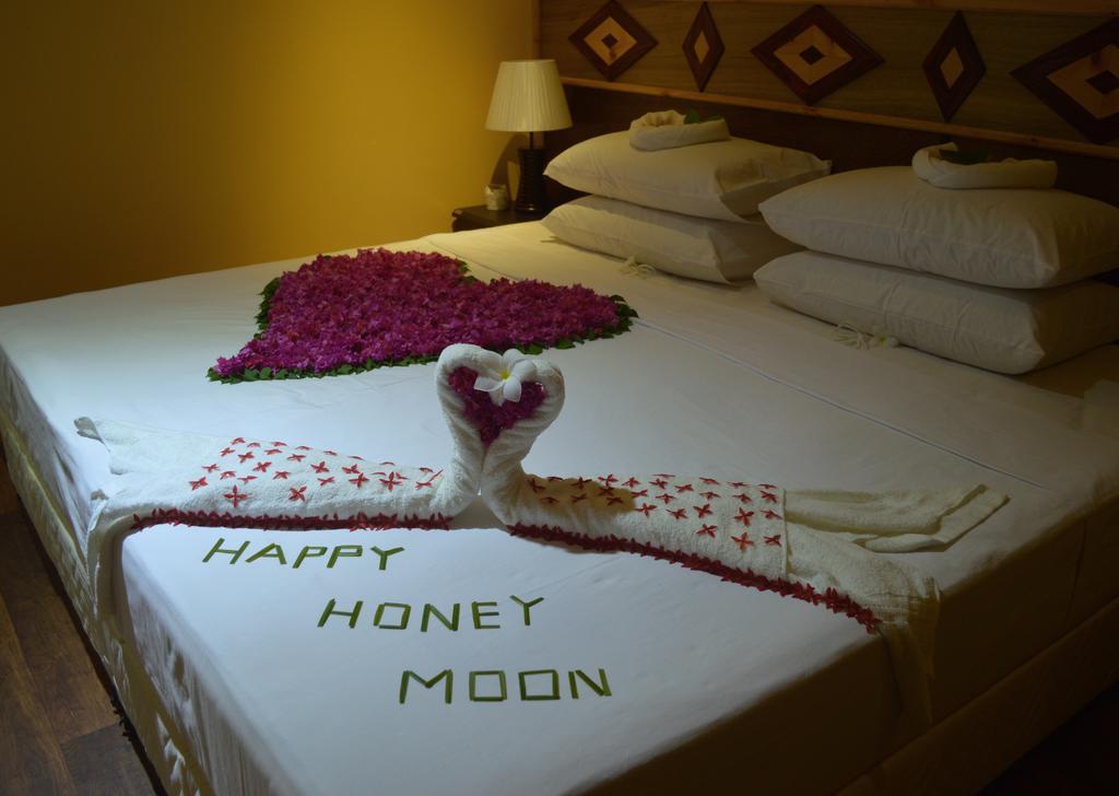 Siesta Beach Hotel Maafushi Bagian luar foto